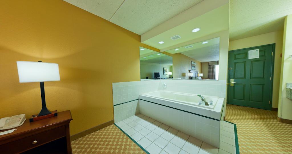 Country & By Radisson, Kalamazoo, Mi 3* Kalamazoo
